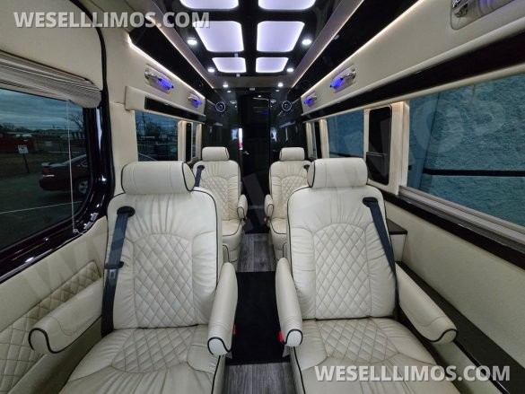 2020 Mercedes-Benz Luxe Cruiser Sprinter for Sale in Troy, OH - Photo 3