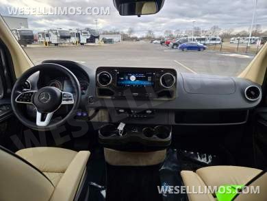 2020 Midwest Automotive Designs Mercedes-Benz Luxe Cruiser Sprinter - Sprinter for Sale in Troy, OH - Photo 21