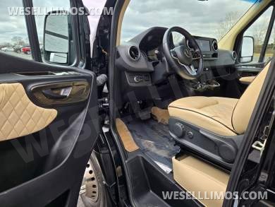 2020 Midwest Automotive Designs Mercedes-Benz Luxe Cruiser Sprinter - Sprinter for Sale in Troy, OH - Photo 30