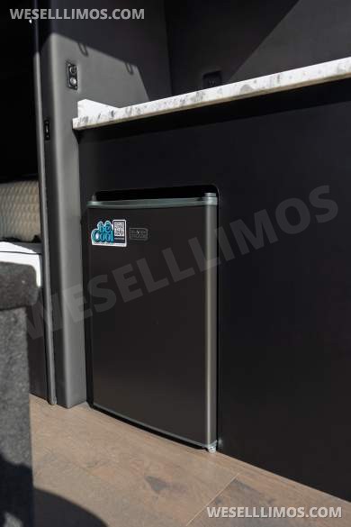 2025 Mercedes-Benz Sprinter 2500 Sprinter - Sprinter for Sale in Alvarado, TX - Photo 4