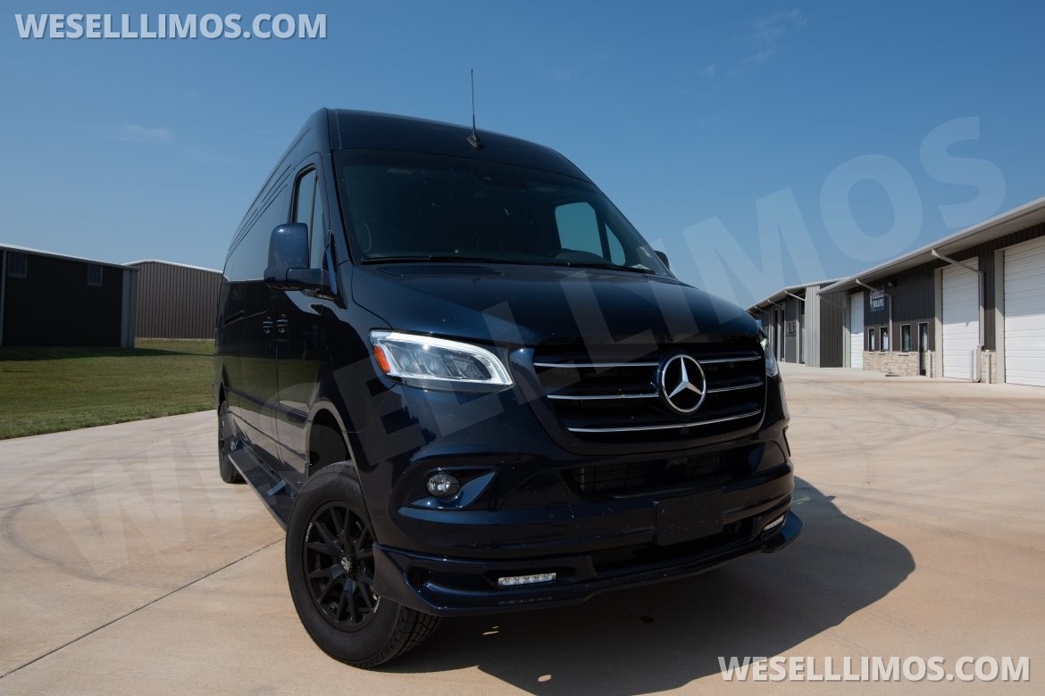 Sprinter for Sale in Alvarado, TX - Photo 2