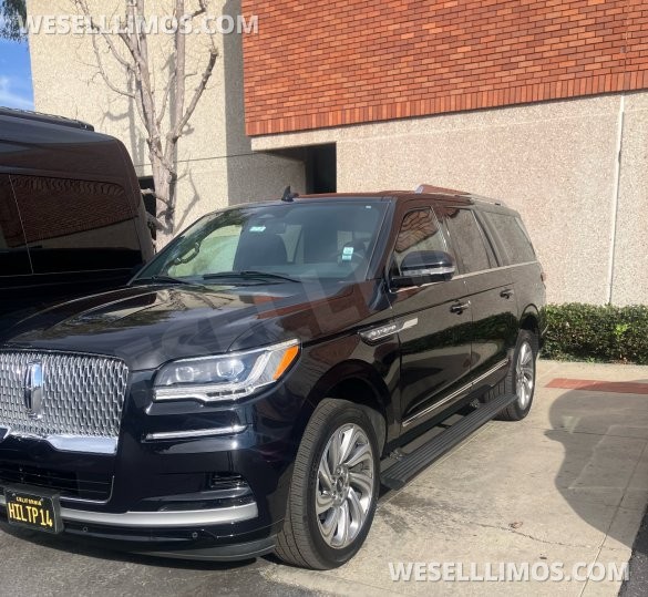 2023 Lincoln Navigator SUV for Sale in Torrance, CA - Photo 2