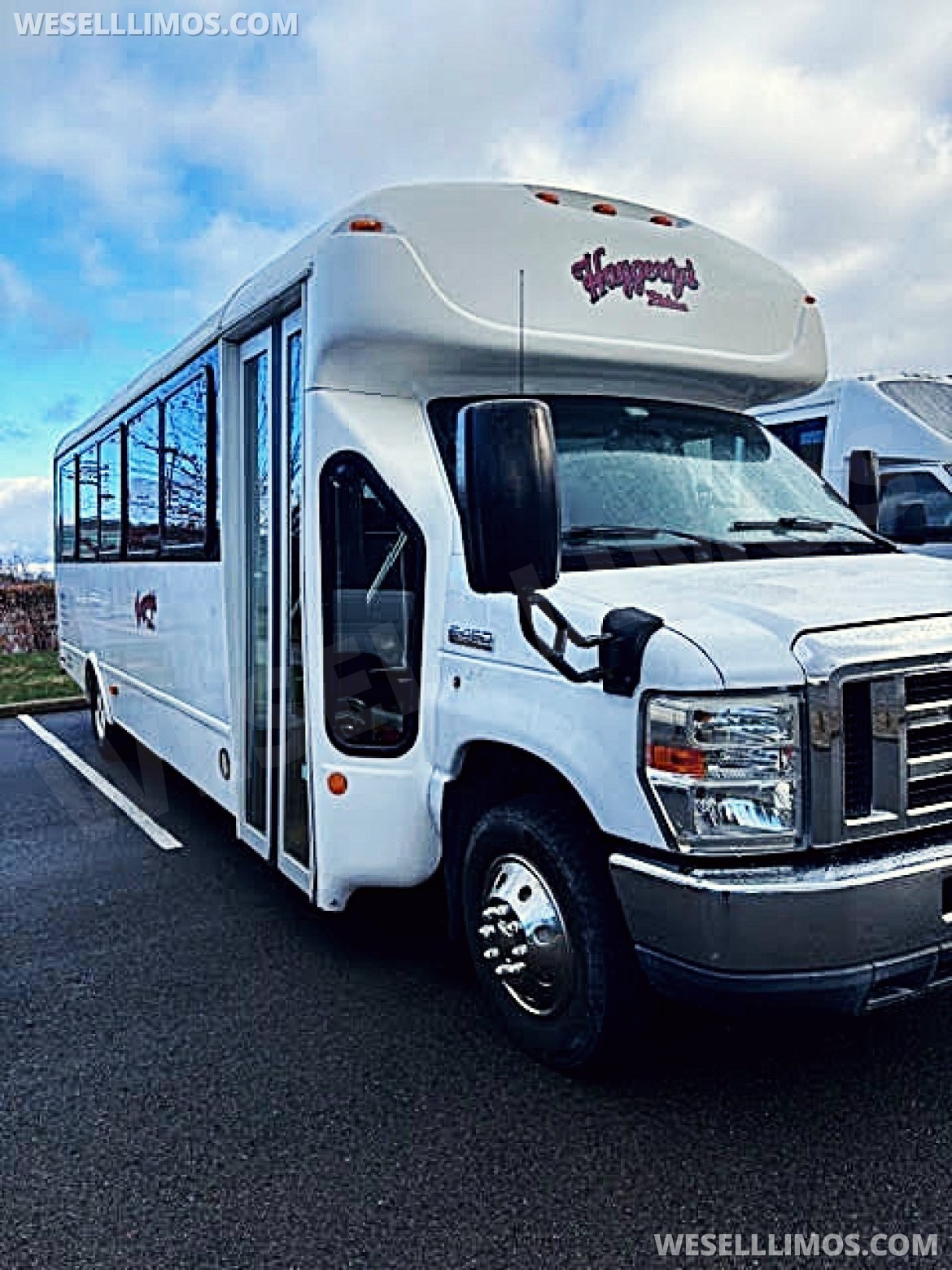 Executive Shuttle for Sale in Washington, PA - Photo 2