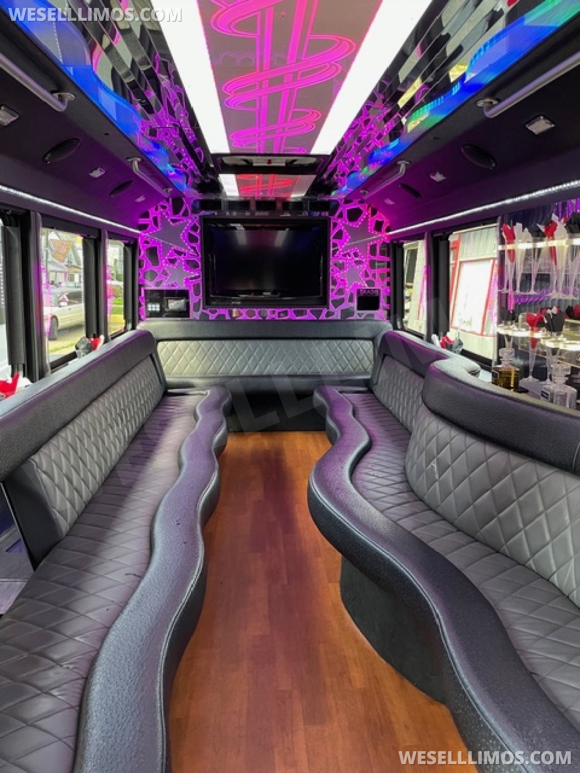 Limo Bus for Sale in Washington, PA - Photo 5