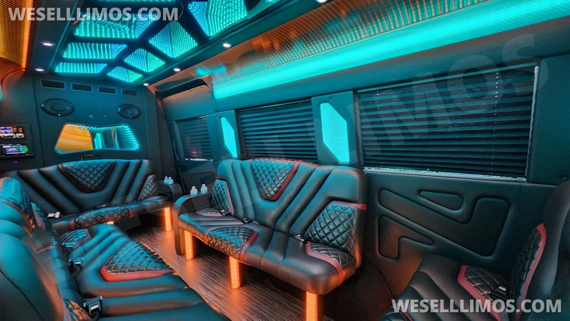 Limo Bus for Sale in Sterling, VA - Photo 4