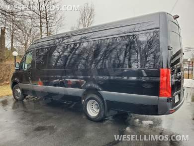 2023 Pinnacle  Mercedes-Benz Sprinter 3500 Limo Bus - Limo Bus for Sale in Sterling, VA - Photo 10