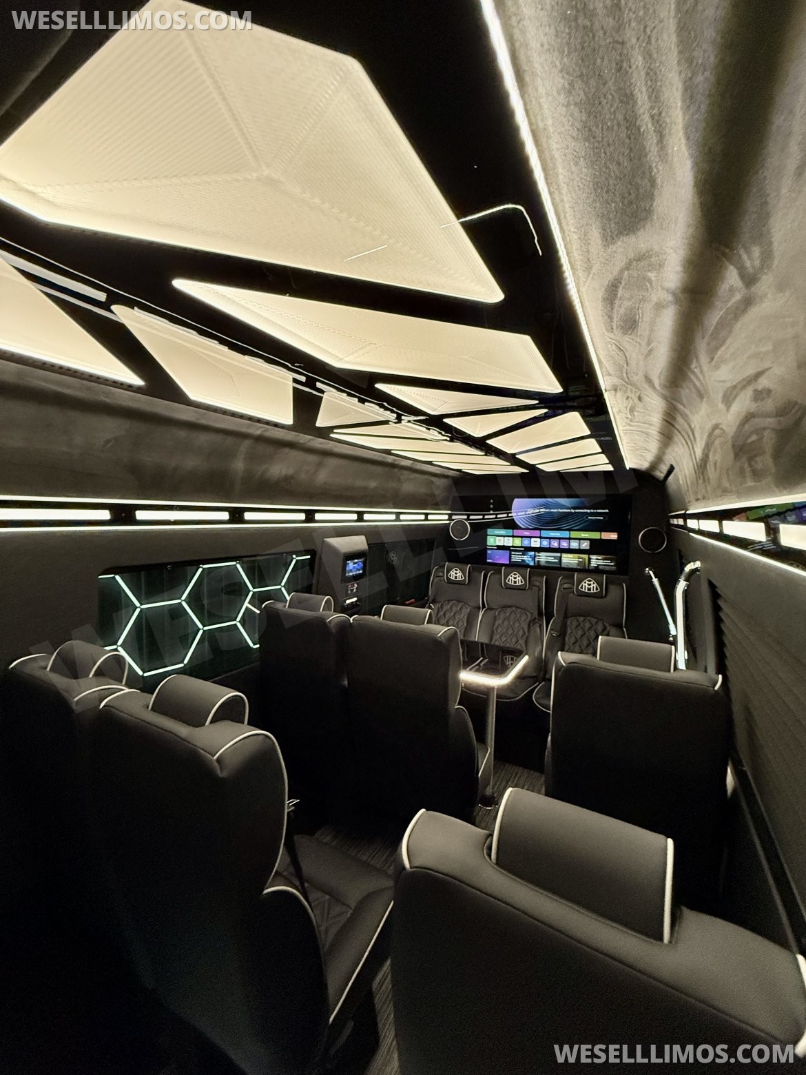 Executive Shuttle for Sale in Springfield, MO - Photo 4