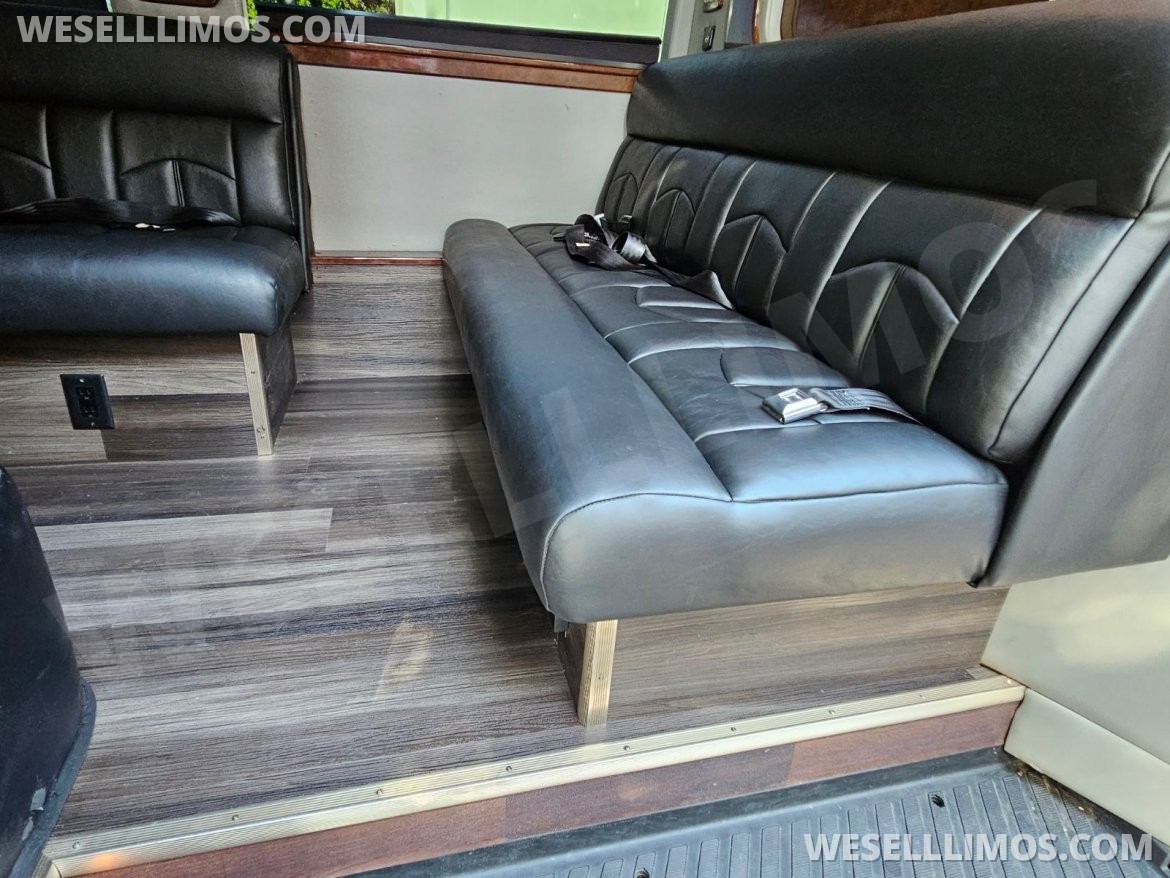 Limo Bus for Sale in Chandler, AZ - Photo 12