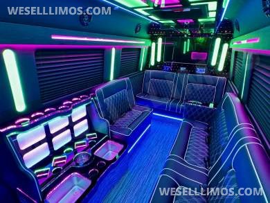 2025 Global Motor Coach Mercedes-Benz Sprinter 3500 - 4 Bench Model Limo Bus - Limo Bus for Sale in Erie, PA - Photo 2