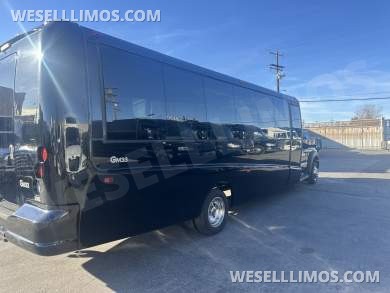 2016 Grech Ford F550 Shuttle Bus - Shuttle Bus for Sale in Anaheim, CA - Photo 14