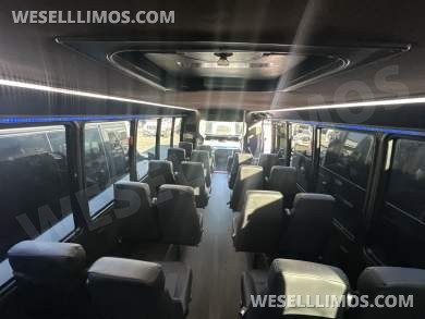 2016 Grech Ford F550 Shuttle Bus - Shuttle Bus for Sale in Anaheim, CA - Photo 4