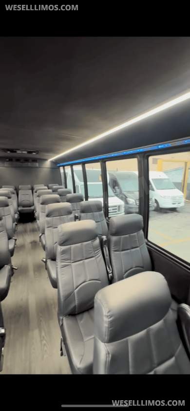 2016 Grech Ford F550 Shuttle Bus - Shuttle Bus for Sale in Anaheim, CA - Photo 8