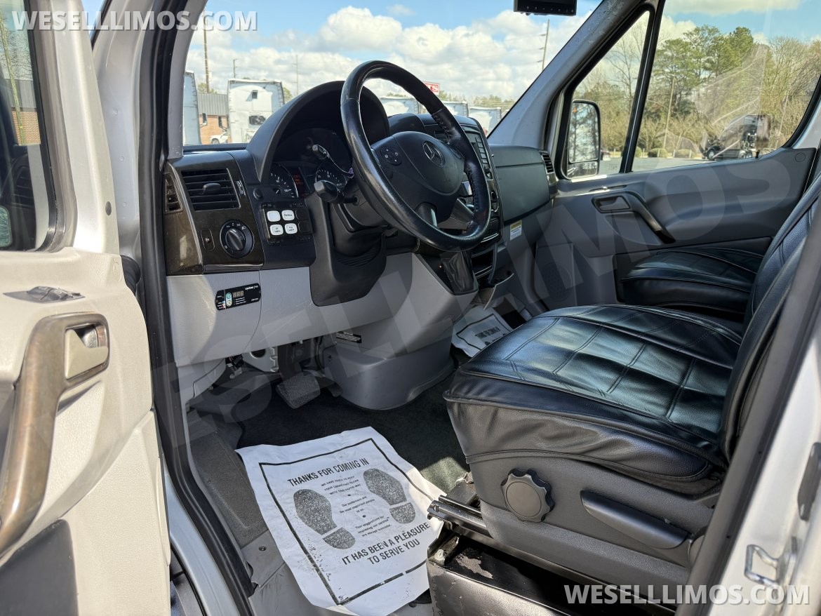 Executive Shuttle for Sale in Carrollton, GA - Photo 11