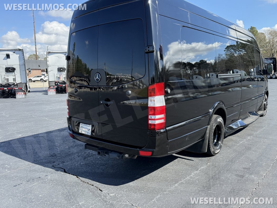 Executive Shuttle for Sale in Carrollton, GA - Photo 29