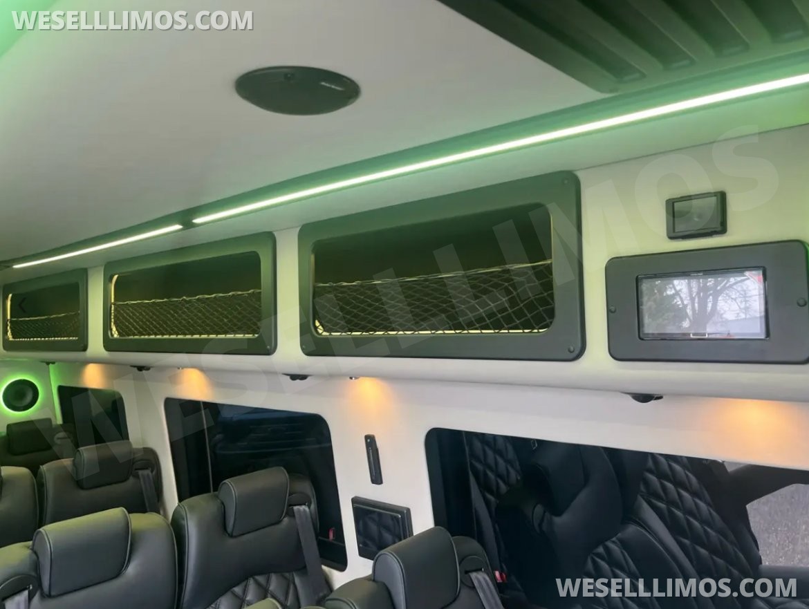 Executive Shuttle for Sale in Loves Park, IL - Photo 12