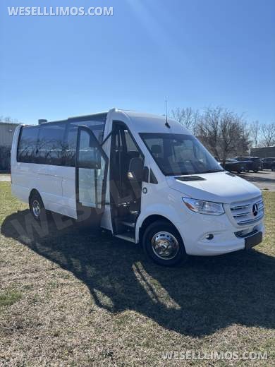 2026 TWR Specialty Vehicles Mercedes-Benz 4500 XD Panoramic Sprinter - Sprinter for Sale in Elkhart, IN - Photo 10