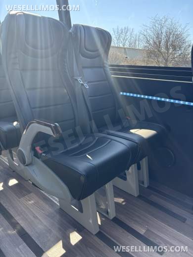 2026 TWR Specialty Vehicles Mercedes-Benz 4500 XD Panoramic Sprinter - Sprinter for Sale in Elkhart, IN - Photo 21