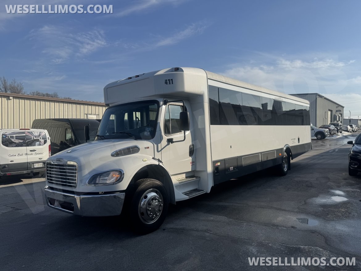 Shuttle Bus for Sale in Springfield, MO - Photo 10