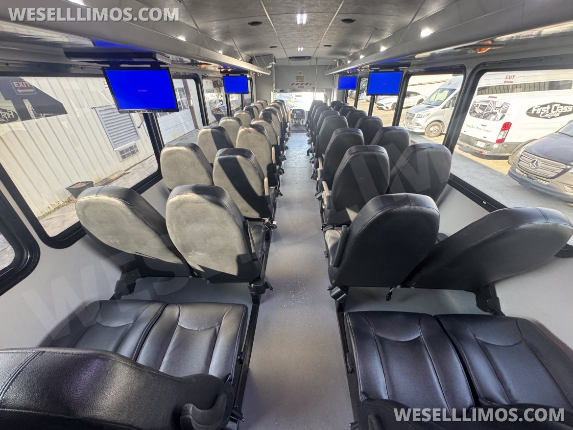 Shuttle Bus for Sale in Springfield, MO - Photo 14