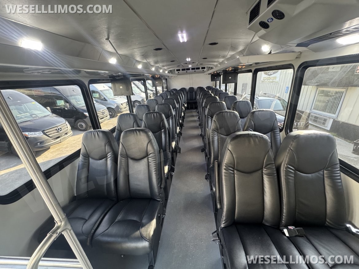 Shuttle Bus for Sale in Springfield, MO - Photo 15