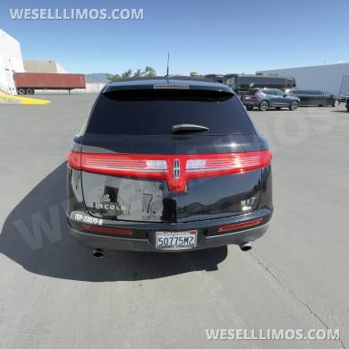 2018 Tiffany coach builders Lincoln MKT Limousine - Limousine for Sale in Orange, CA - Photo 12