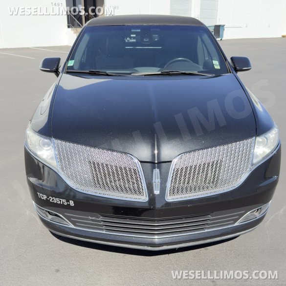 2016 Lincoln Mkt Limousine for Sale in Orange, CA - Main Photo