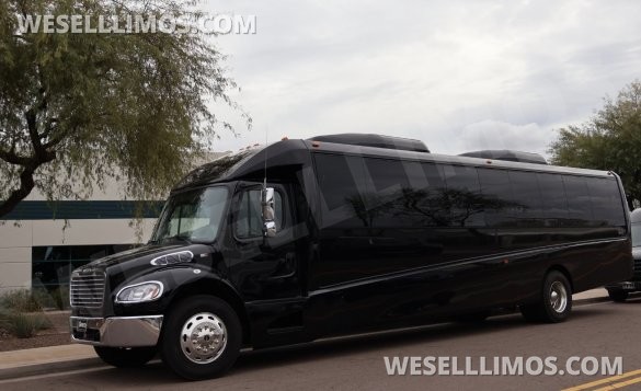 2024 Freightliner GM40 Executive Shuttle for Sale in Scottsdale, AZ - Photo 2