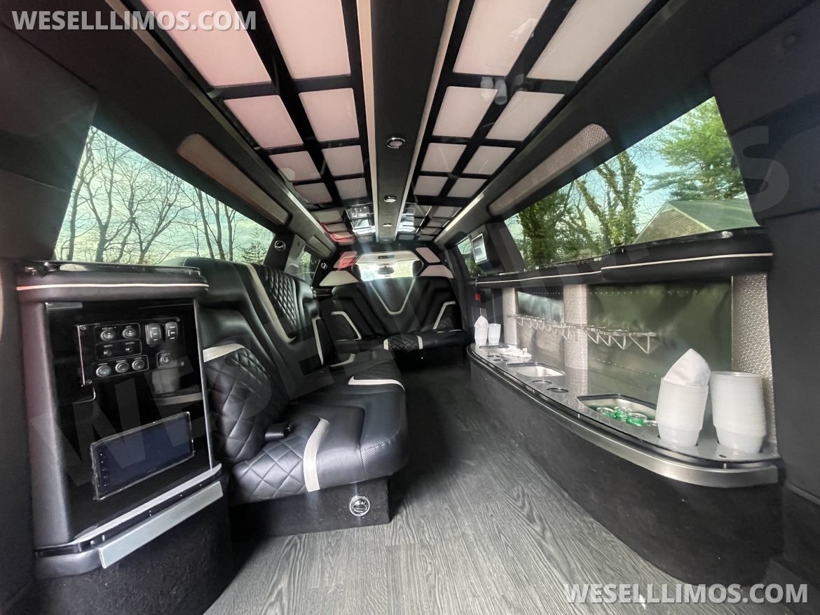 Limousine for Sale in Philadelphia, PA - Photo 2