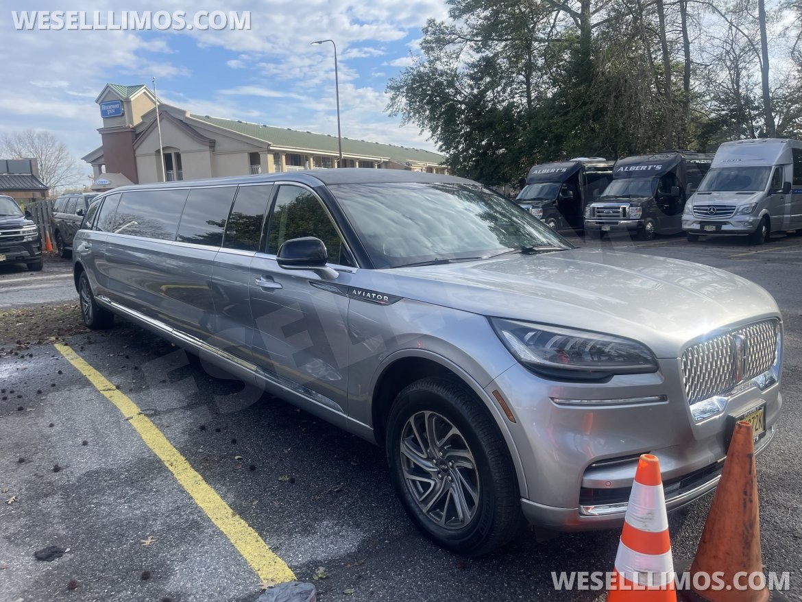 Limousine for Sale in Philadelphia, PA - Photo 3