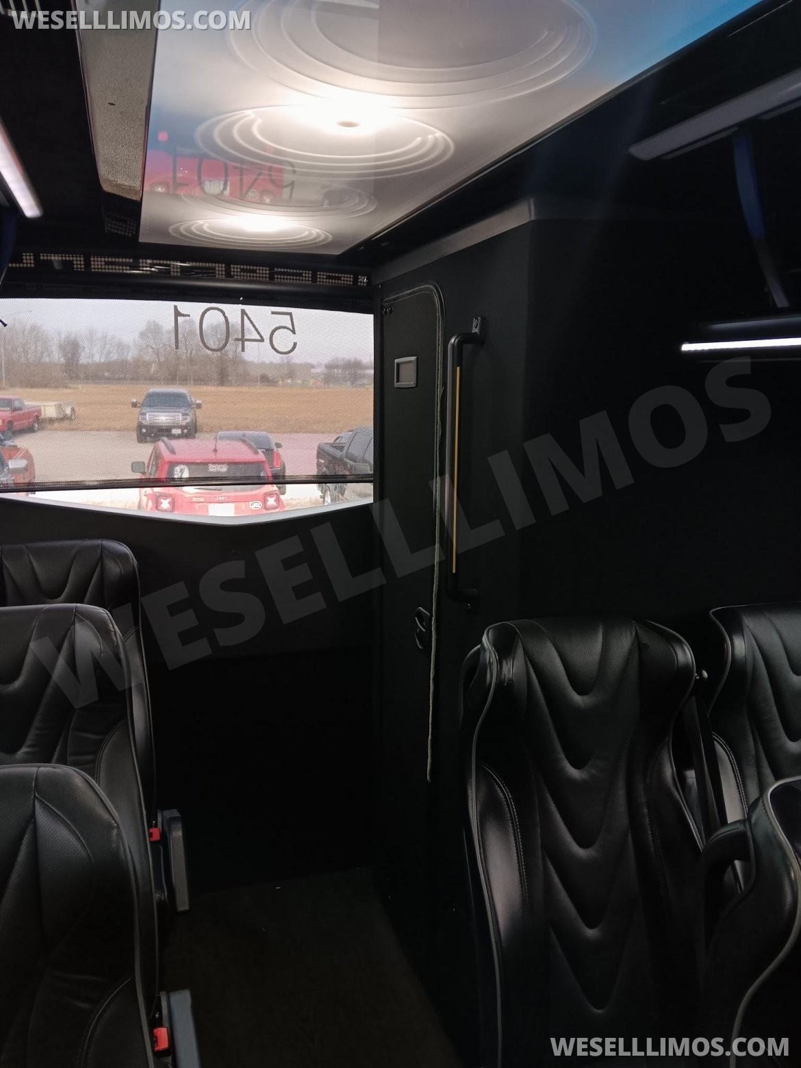 Executive Shuttle for Sale in Springfield, MO - Photo 8
