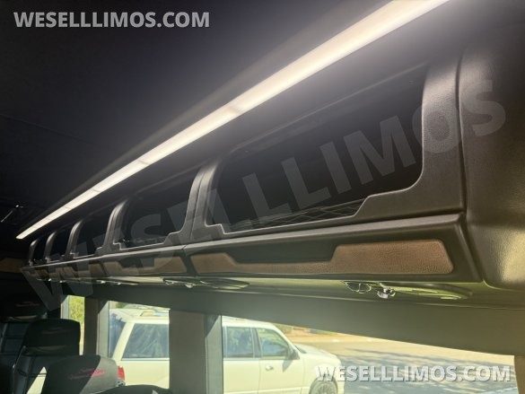 2015 Mercedes-Benz 3500 Sprinter for Sale in Sedona, AZ - Photo 2