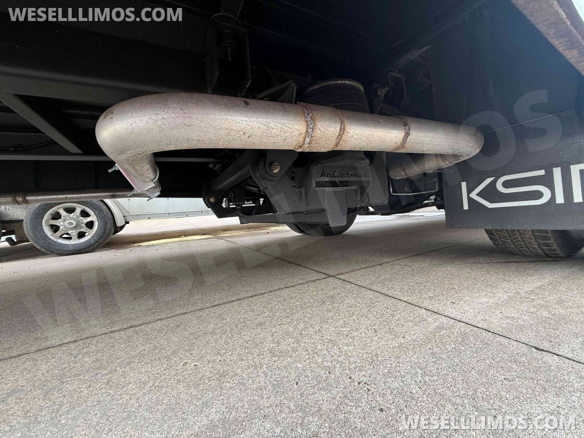 Limo Bus for Sale in North East, PA - Photo 5