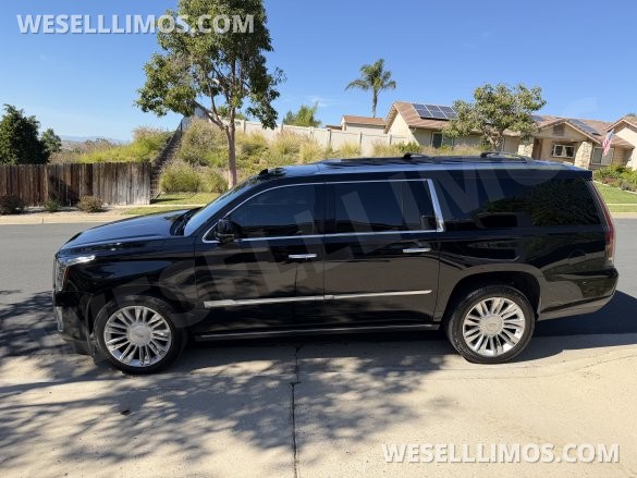 2019 Cadillac Escalade ESV SUV for Sale in Corona, CA - Main Photo