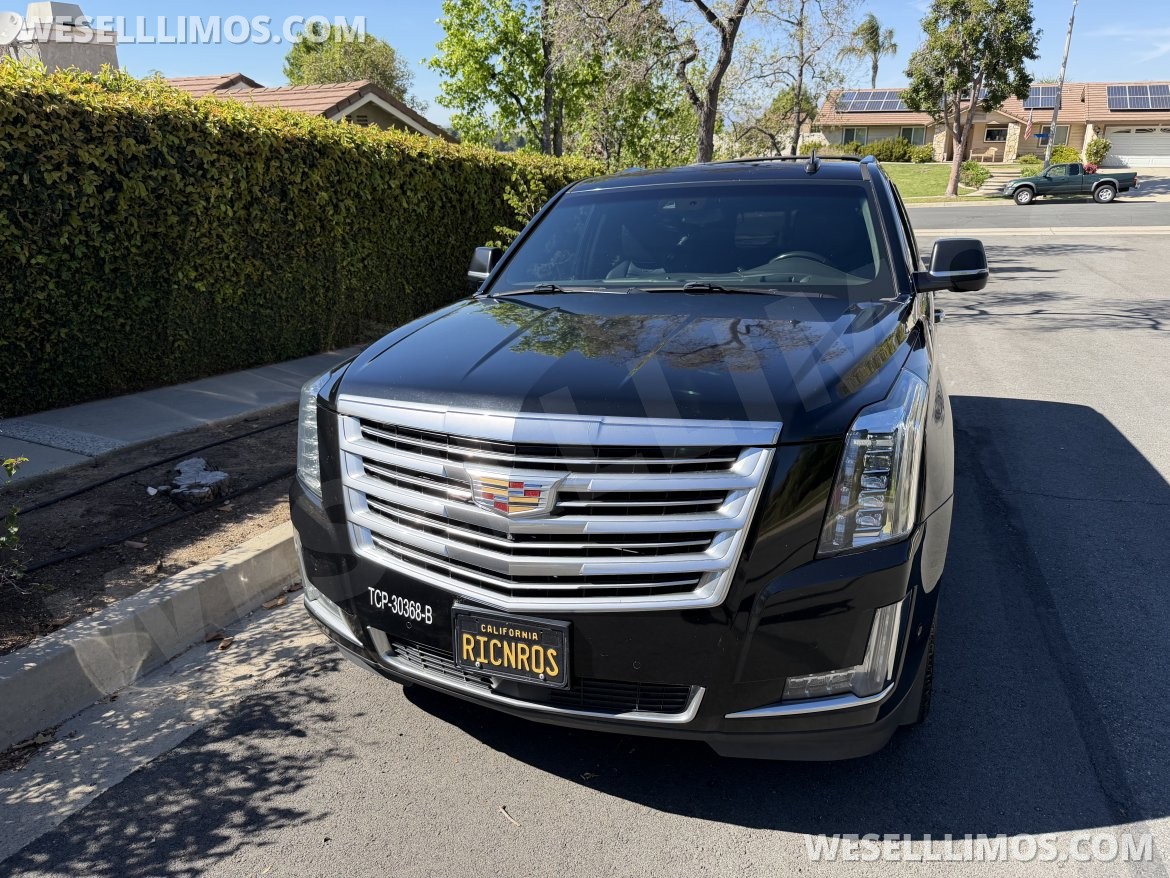 SUV for Sale in Corona, CA - Photo 5