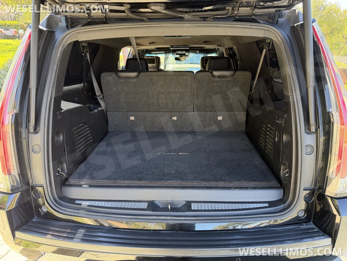 SUV for Sale in Corona, CA - Photo 14
