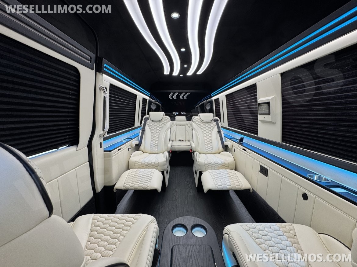 Sprinter for Sale in Springfield, MO - Photo 3