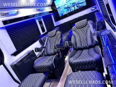 New 2022 4x4 V6 AMG Trim 15 Passenger Road Liner Limousine Auto Elite Mercedes-Benz Sprinter - Sprinter for Sale in Elkhart, IN - Photo 9