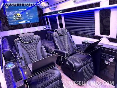 New 2022 4x4 V6 AMG Trim 15 Passenger Road Liner Limousine Auto Elite Mercedes-Benz Sprinter - Sprinter for Sale in Elkhart, IN - Photo 10