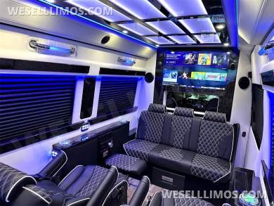 New 2022 4x4 V6 AMG Trim 15 Passenger Road Liner Limousine Auto Elite Mercedes-Benz Sprinter - Sprinter for Sale in Elkhart, IN - Photo 27