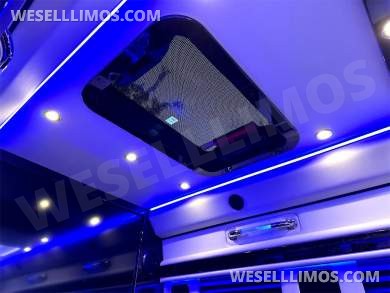 New 2022 4x4 V6 AMG Trim 15 Passenger Road Liner Limousine Auto Elite Mercedes-Benz Sprinter - Sprinter for Sale in Elkhart, IN - Photo 30