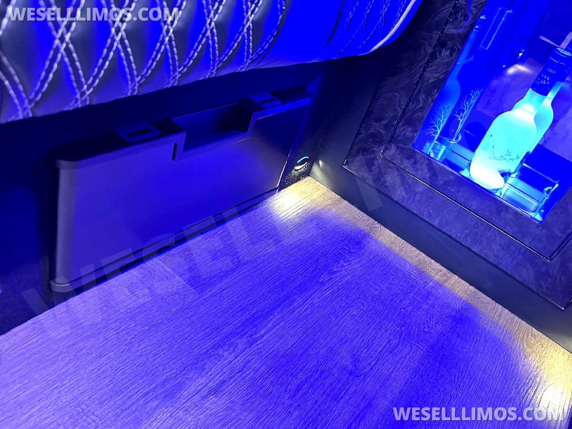 Sprinter for Sale in Elkhart, IN - Photo 36