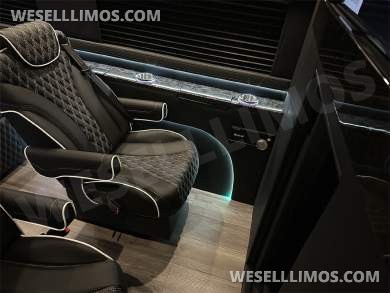 New Starlight Ceiling AMG Trim 14 Passenger Road Liner Limousine 2024 Auto Elite MB Sprinter - Sprinter for Sale in Elkhart, IN - Photo 19