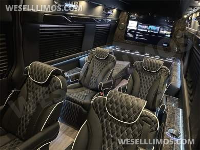 New Starlight Ceiling AMG Trim 14 Passenger Road Liner Limousine 2024 Auto Elite MB Sprinter - Sprinter for Sale in Elkhart, IN - Photo 30