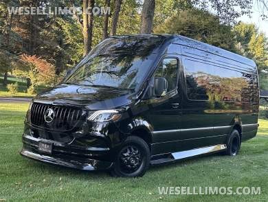 New Starlight Ceiling AMG Trim 14 Passenger Road Liner Limousine 2024 Auto Elite MB Sprinter - Sprinter for Sale in Elkhart, IN - Photo 39