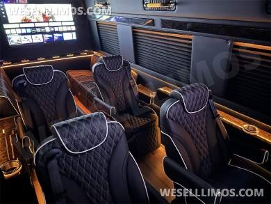 New Starlight Ceiling AMG Trim 14 Passenger Road Liner Limousine 2024 Auto Elite MB Sprinter - Sprinter for Sale in Elkhart, IN - Photo 50
