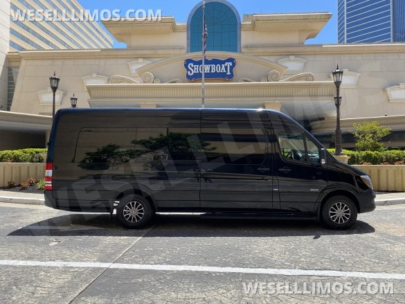 2015 Mercedes-Benz 3500 Sprinter for Sale in Franklinville, NJ - Photo 3