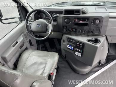 2018 LGE Ford E450 Limo Bus - Limo Bus for Sale in Pasadena, MD - Photo 11