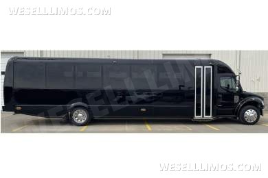 2009 Freightliner M2 Limo Bus for Sale in Lincoln, NE