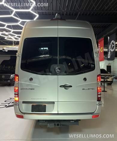 2017 Midwest Automotive Designs Mercedes-Benz 3500 Business Class Sprinter - Sprinter for Sale in Richmond, VA - Photo 19