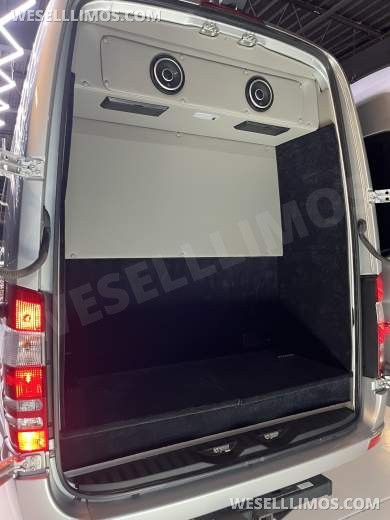 2017 Midwest Automotive Designs Mercedes-Benz 3500 Business Class Sprinter - Sprinter for Sale in Richmond, VA - Photo 21